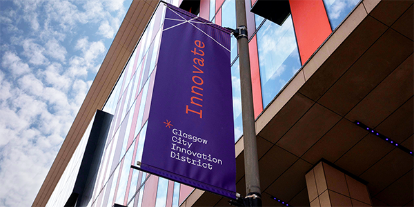 Innovate lamppost banner